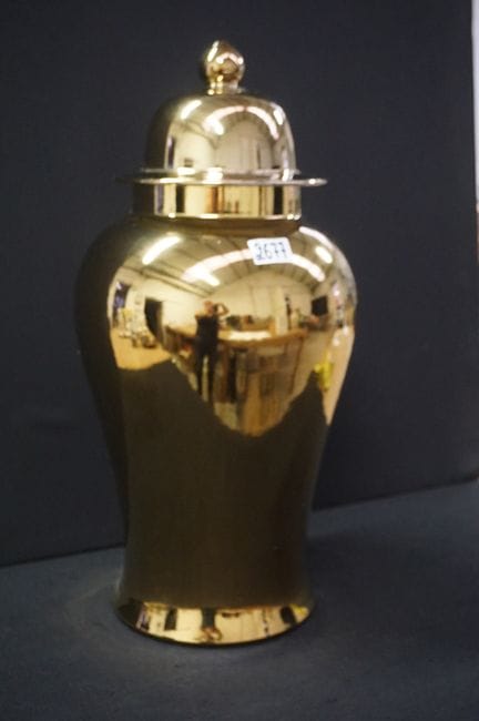 grande vaso con coperchio in porcellana - con smal