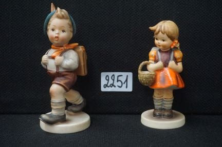 HUMMEL - 2 statuine - numeri 81/0 e 82/0 - "School