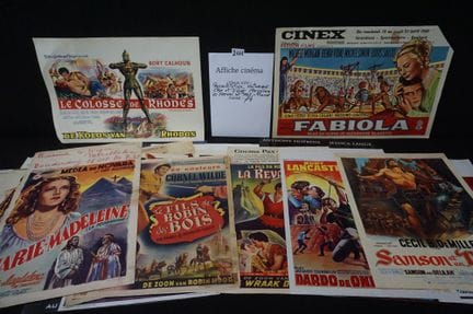 joli lot d'affiches de cinéma vintage - environ 74