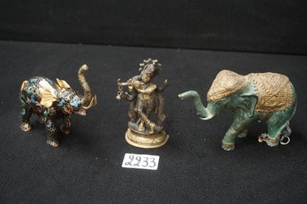 Lotto “Aziatica” – composto da 2 statuette in bron