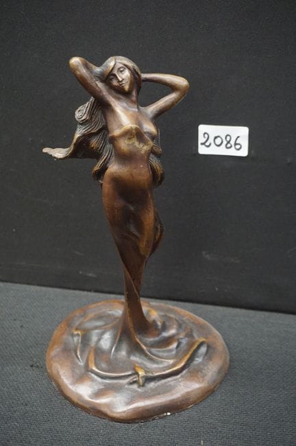 sculpture en bronze - style Art nouveau - « dame g
