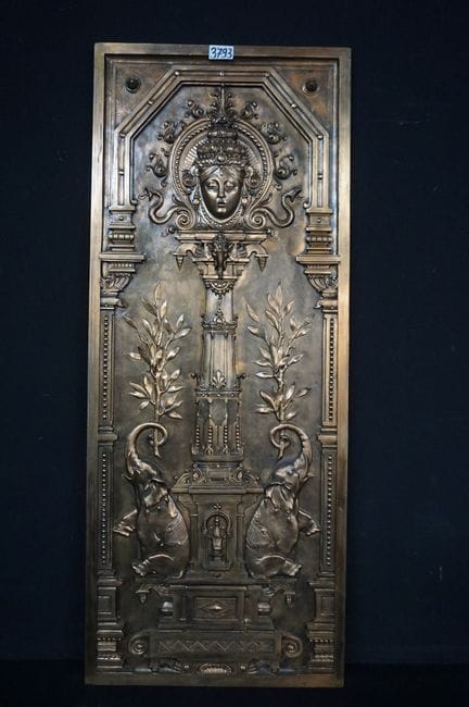 Wunderschönes, großes asiatisches Flachrelief aus 