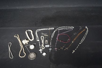 Set mit Paternosters + Fantasieschmuck