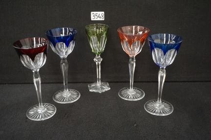 5 colored glasses made of hand-cut crystal