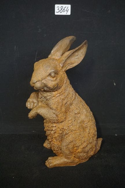 Kaninchen aus Gusseisen – H: 30 cm
