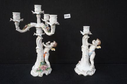 CAPODIMONTE – 2 Kerzenständer aus Porzellan – mit 
