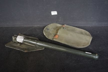 military shovel - L: 53 cm