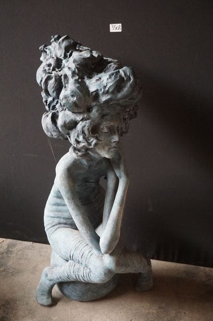 schöne moderne Skulptur aus Bronze - "Ohne Titel" 