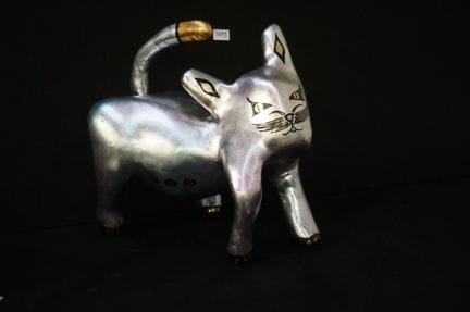 KARALIC IZUDIN – „Katze“ – Skulptur aus Polyester 