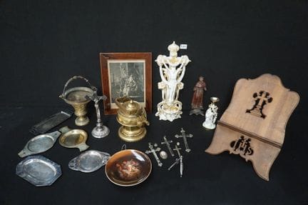 Joli ensemble religieux – comprenant notamment un 