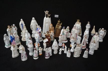 ca. 50 verschiedene antike religiöse Figuren – die