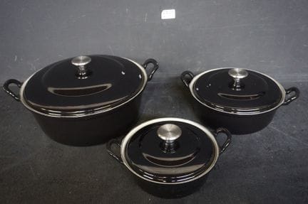 LE CREUSET - 3 enameled cast-iron pots - diameters