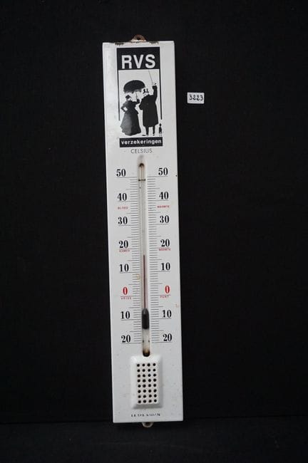 Vintage-Werbetafel aus Emaille mit Thermometer – „