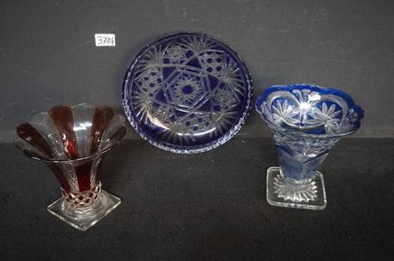 2 vases + bowl - glass and crystal - blue and red 