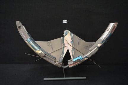 moderne Skulptur aus Keramik - schwer lesbar signi