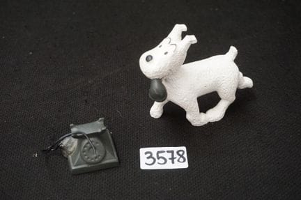 Vintage-Figur aus Kunstharz – TINTIN – „MILOU TELE