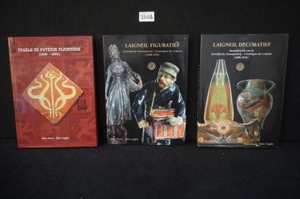 3 Kunstbücher über FLÄMISCHE KERAMIK – „LAIGNEIL F