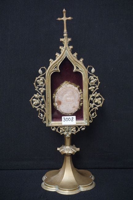 Magnifique reliquaire néo-gothique en bronze – orn