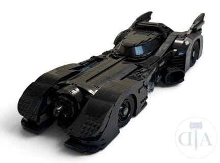 Lego ref 76139 / Batman.  Set "1989 Batmobile" édi
