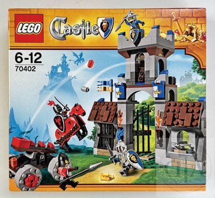 Lego ref. 70402 / The gatehouse raid.  Set publica