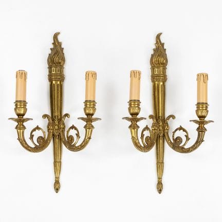 Coppia di lampade da parete o applique, in bronzo 