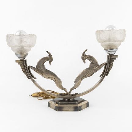 Sabino, lampada da tavolo decorata con stambecchi,