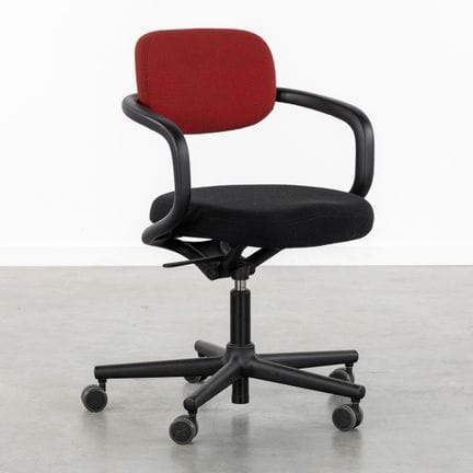 Konstantin Grcic (1965) “Allstar”, una sedia da uf