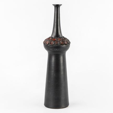Elisabeth Vandeweghe (1946) “Vaso” per Perignem.

