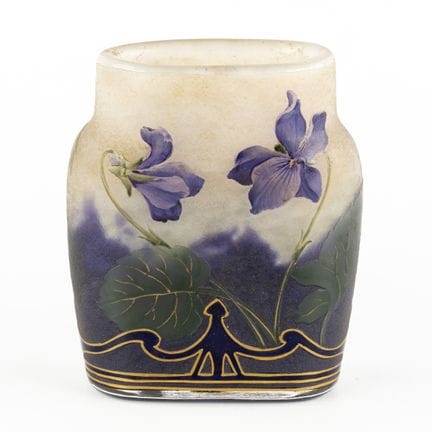 Daum Nancy, “Vaso con decorazione a violette”, vet