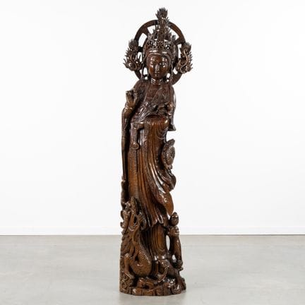 Grande sculpture représentant la bodhisattva Guany