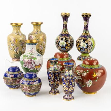 Colección de 11 jarrones y tarros de jengibre orie