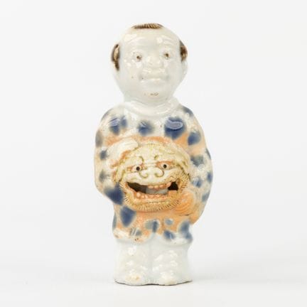 Netsuke de Hirado représentant un garçon (karako) 