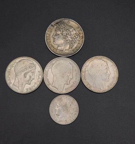 5 pièces de monnaie en argent dont 3 x 20 francs t