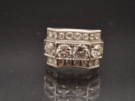 Bague tank en platine 850 millièmes pavée de diama