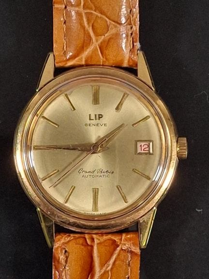 Lip Grand Pavois, montre bracelet d’homme, boîtier