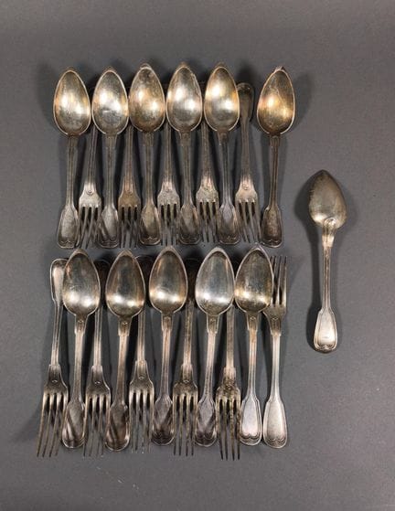 Servizio da tavola composto da 11 posate in argent