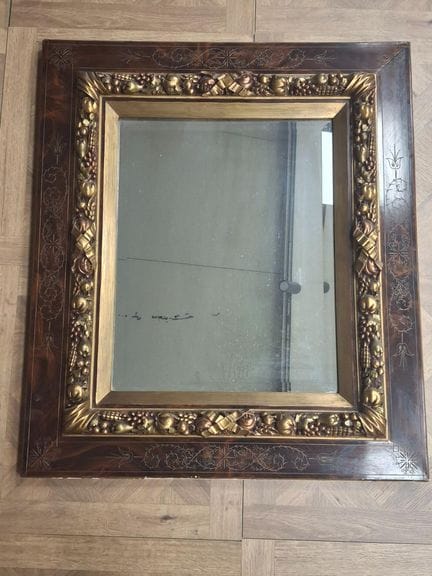 Vassoio rettangolare in legno con decorazioni dora