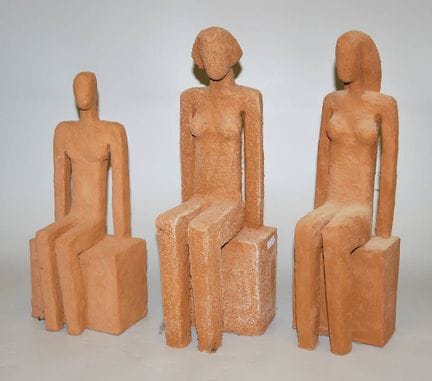 Manfred Kieselbach, « 3 personnages assis », sculp