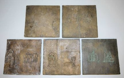 Manfred Kieselbach, 5 reliefs en bronze représenta