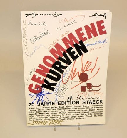 « Genommene Kurven, 20 ans d'Edition Staeck », ave