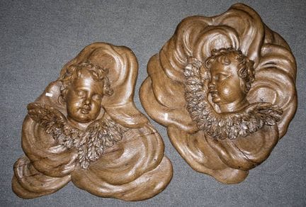 Two large cherubs - reliefs, South German / Alpine