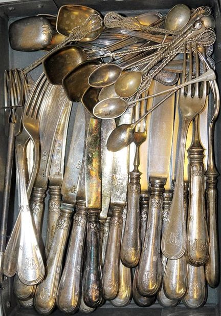 Collection of miscellaneous cutlery, silver
800 si