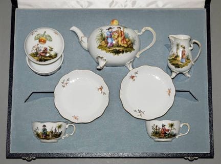 Tête-à-Tête from the Ludwigsburg porcelain manufac