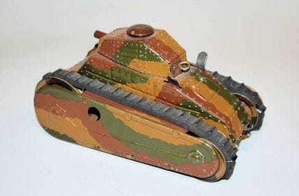 Char Renault Märklin avec canon Erbs, camouflage M
