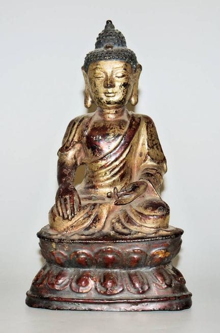 Sculpture en bronze représentant le Bouddha, fin d