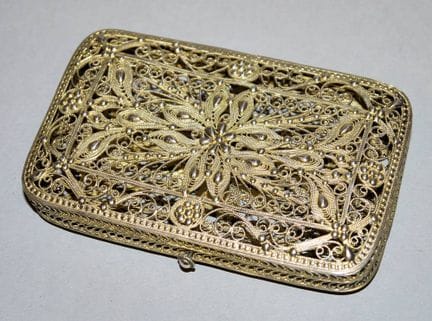 Elegant decorative case in silver filigree, probab
