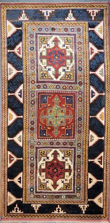 Modern replica of an Oriental carpet, knotted in t