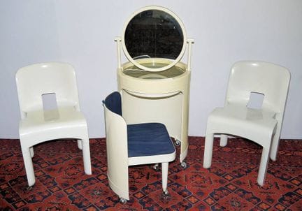 ‘Silvi’ dressing table by Kastilia and two ‘Univer