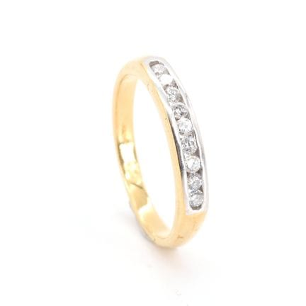 Anillo de oro amarillo y blanco de 18 quilates con