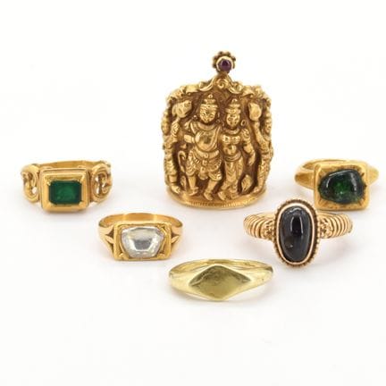 6 anillos de oro amarillo de 18 quilates con 1 dia